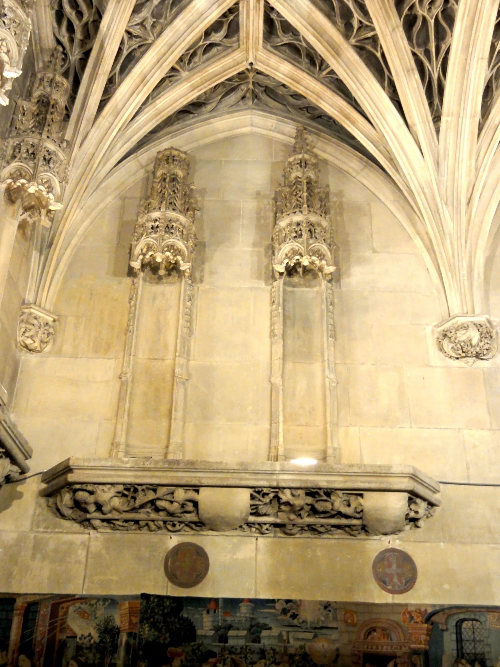 Cluny: The Lady and the Unicorn & Medieval Paris - Image 4