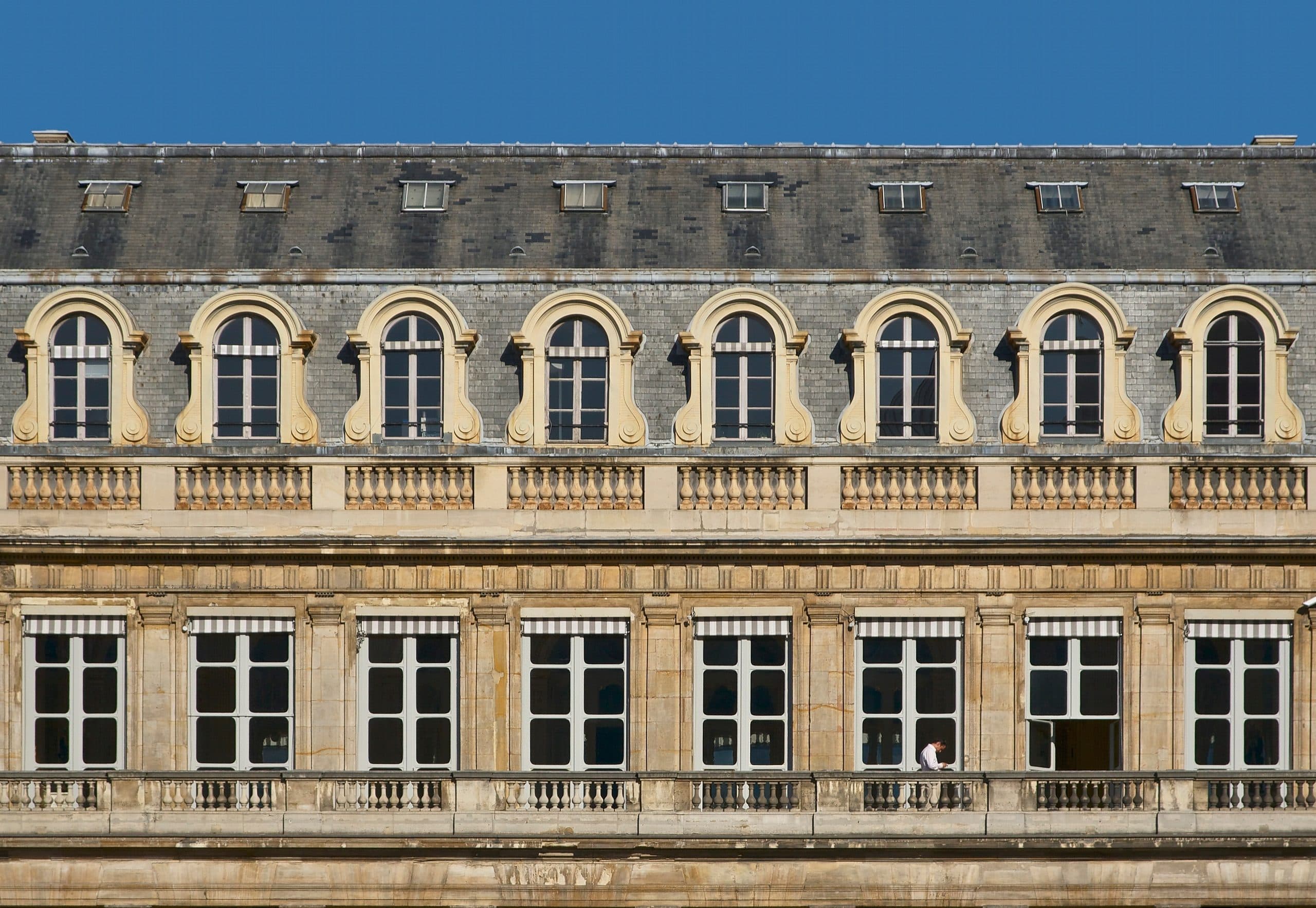 Hidden Passages of Paris: The Arcades of the 1800s - Image 4